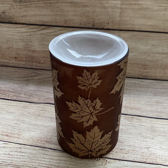 Pink Zebra Falling Leaves Simmering Shade With Wood Grain Base - Picture 4 of 8